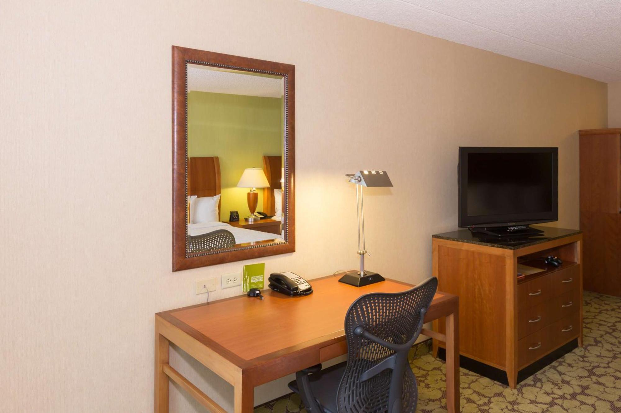Hilton Garden Inn Buffalo Airport Cheektowaga Eksteriør billede