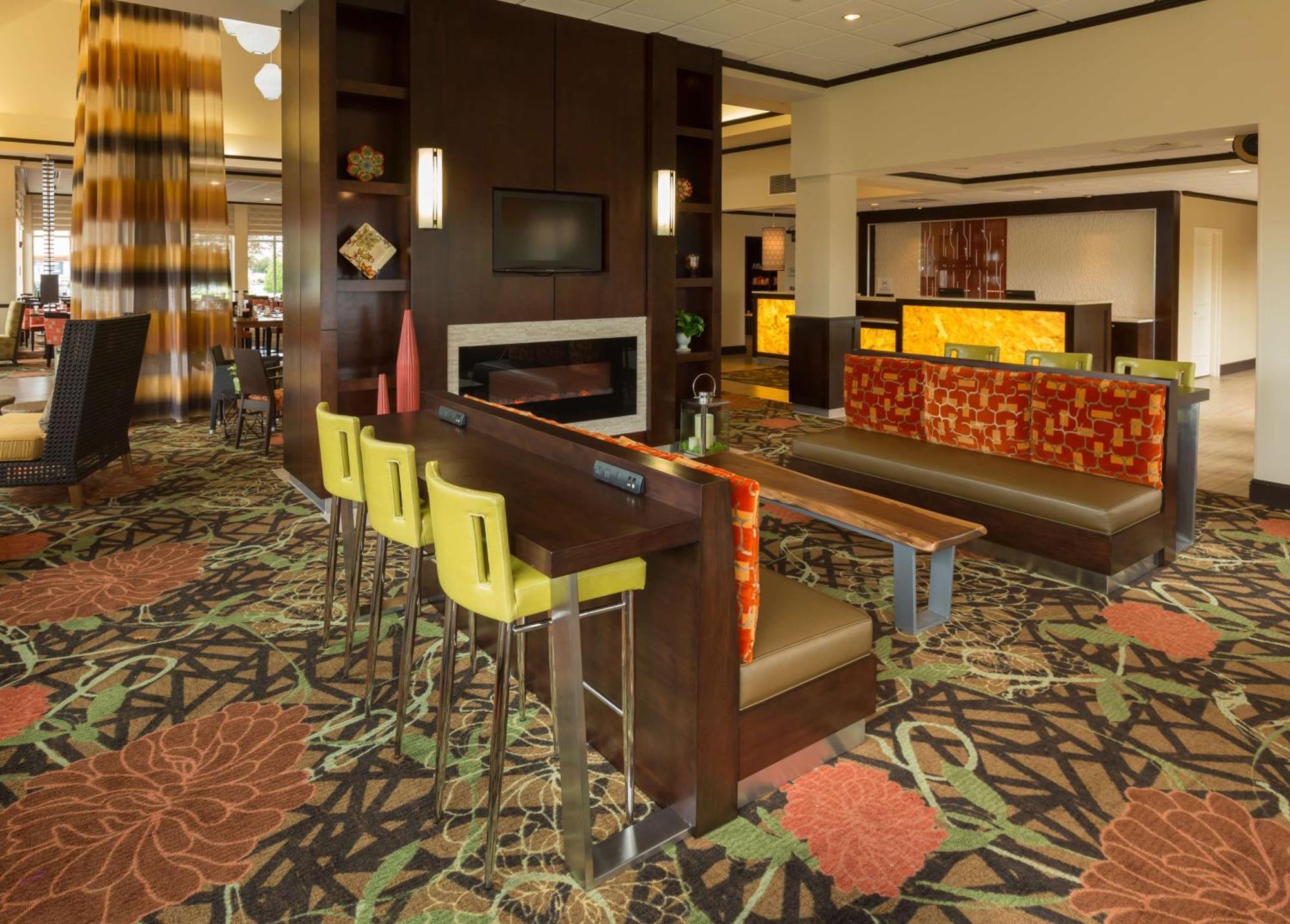 Hilton Garden Inn Buffalo Airport Cheektowaga Eksteriør billede